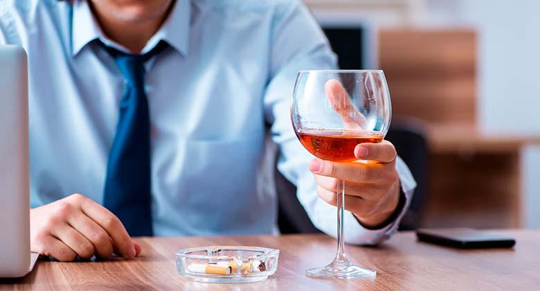 Срочный вывод из запоя Срочный вывод из запоя